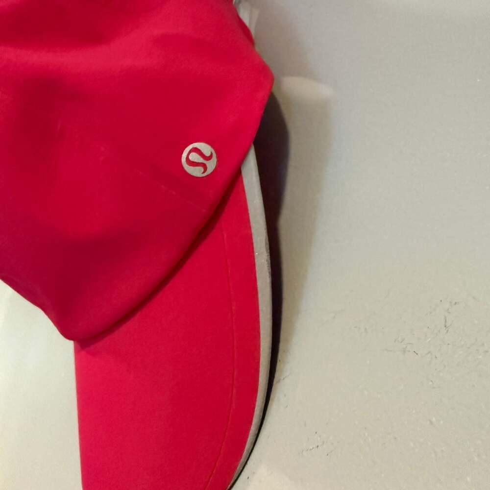 Lululemon Fast and Free Run Hat *Pony Pink – NWT - Picture 2 of 6